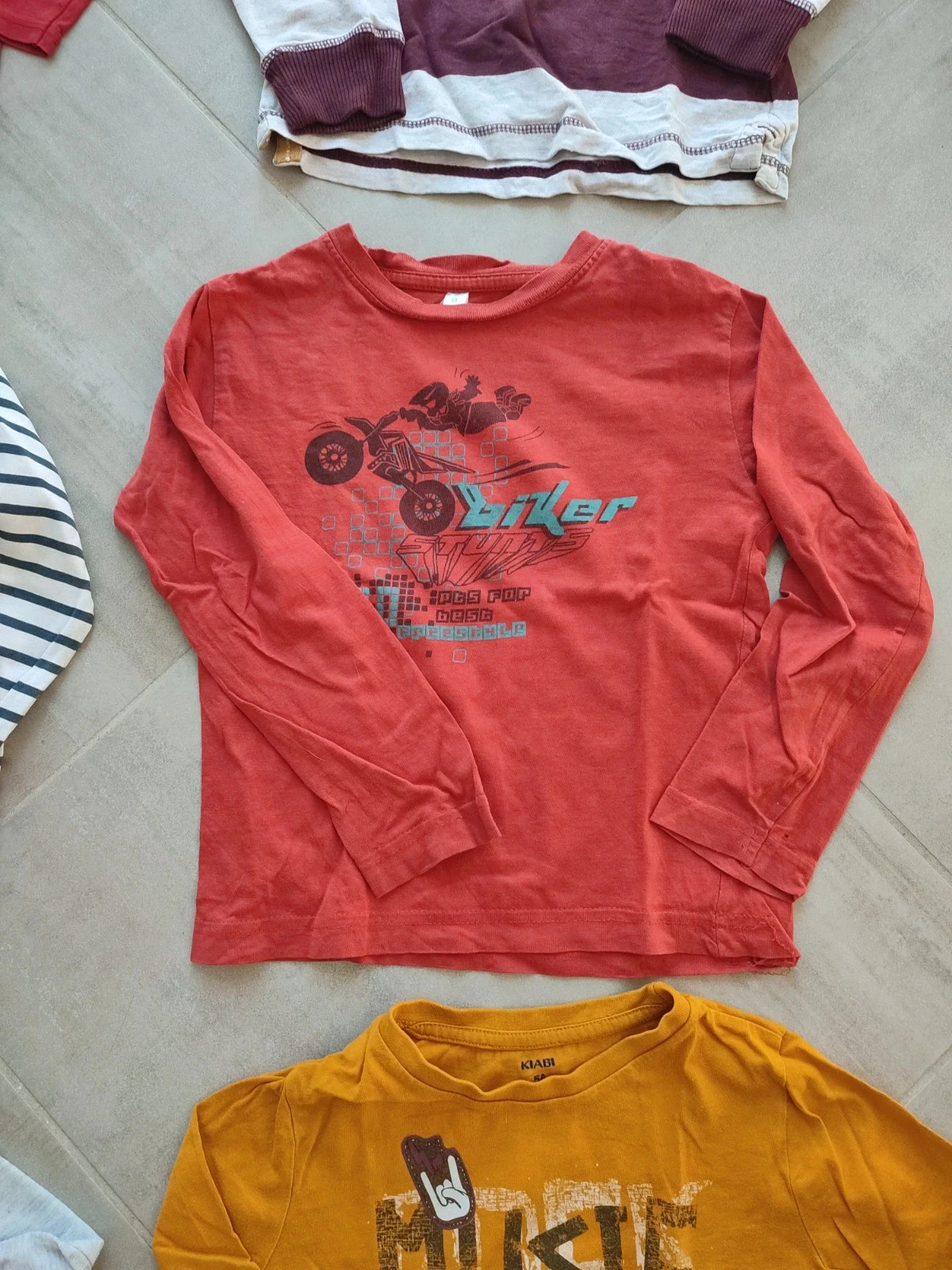 Lot of 9 Long Sleeve T-shirts for Boys Age 5 – photo 4
